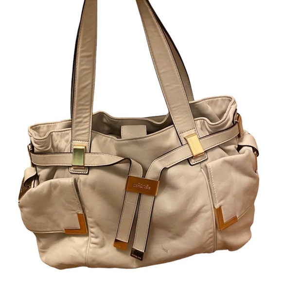 Michael Kors Ivory Leather Beverly Large Shoulder Bag Purse - Picture 3 of 14